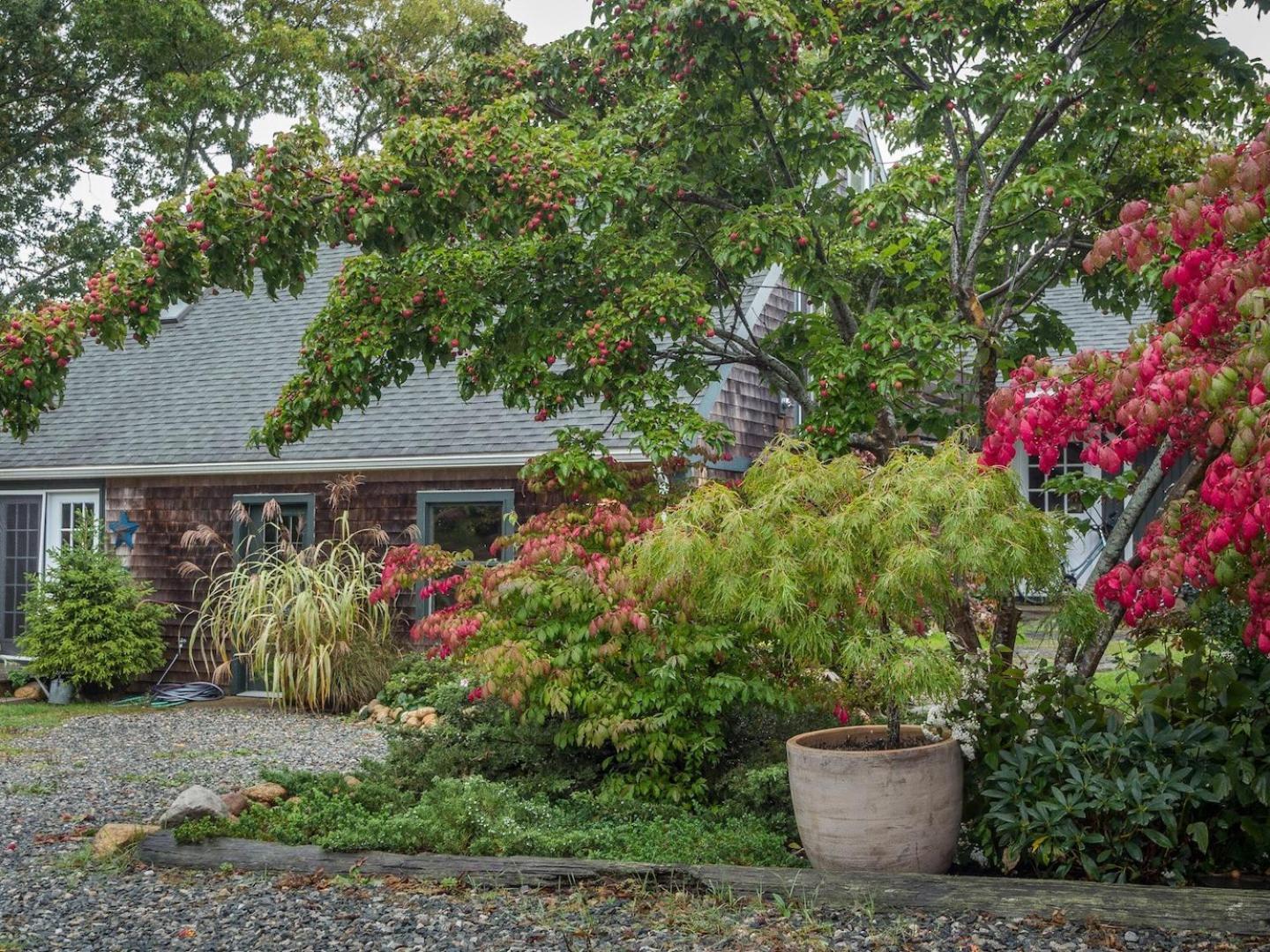 Charles And Charles Mv Bed & Breakfast Vineyard Haven Exterior foto