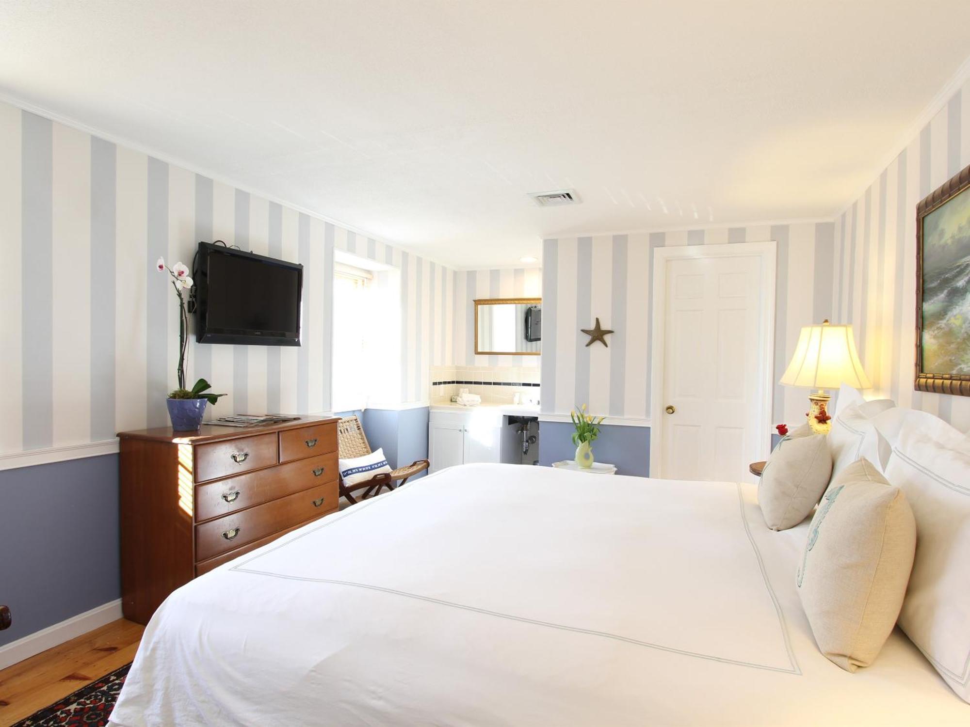 Charles And Charles Mv Bed & Breakfast Vineyard Haven Exterior foto