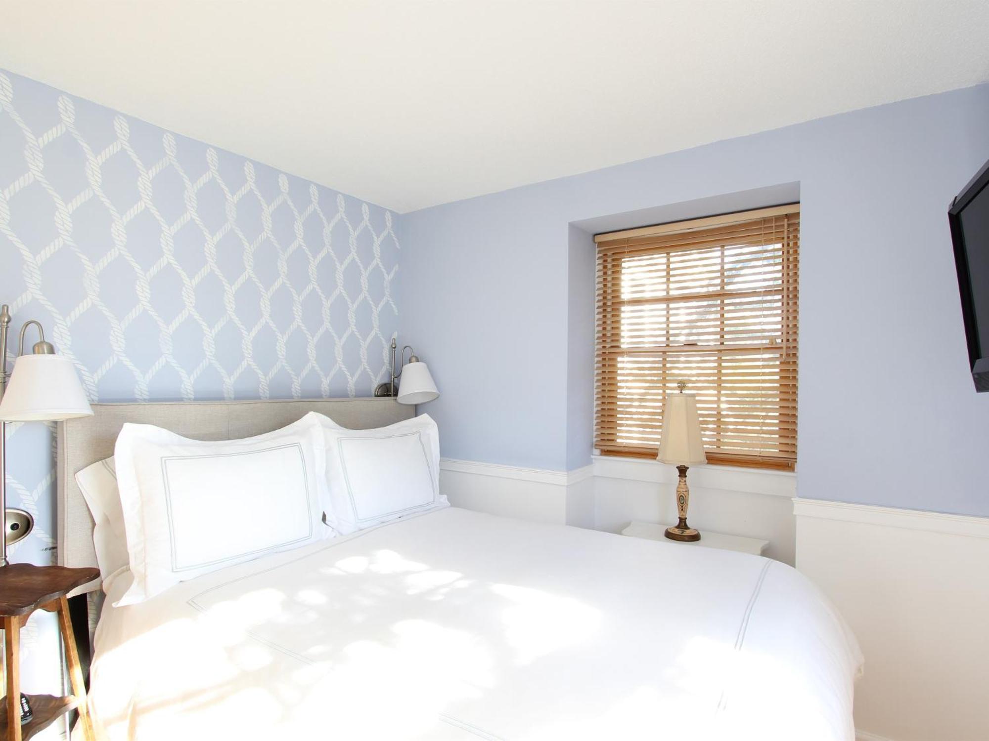 Charles And Charles Mv Bed & Breakfast Vineyard Haven Exterior foto