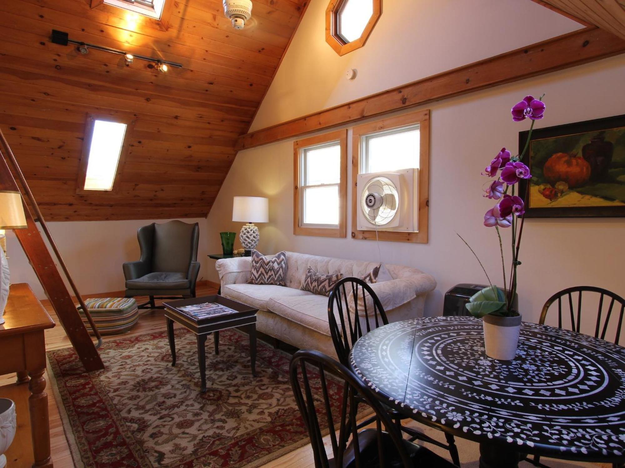 Charles And Charles Mv Bed & Breakfast Vineyard Haven Exterior foto